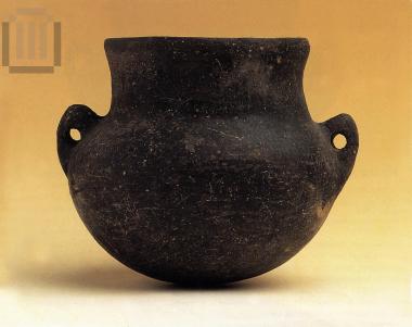 Two-handled globular vessel