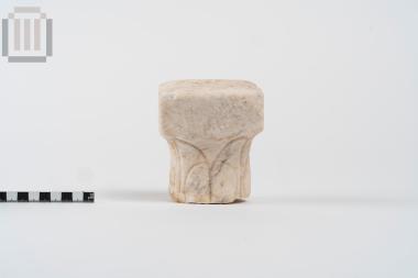 Μικρό κιονόκρανο