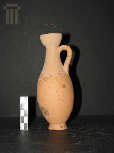 Πήλινη ωοειδής λήκυθος βορειοελλαδικού εργαστηρίου (;)
