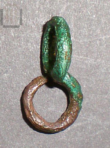 Eight-shaped chain hoop