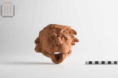 Πήλινη λεοντοκεφαλή - υδρορροή