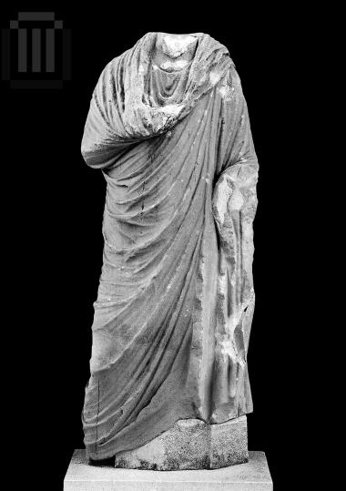 Ακέφαλος εικονιστικός ανδριάντας