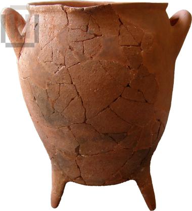 Tripod cooking pot
