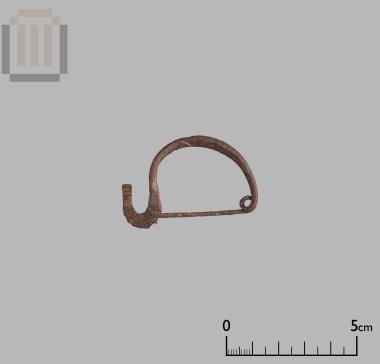 Bronze bow fibula