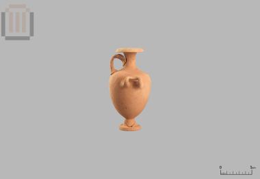 Small hydria