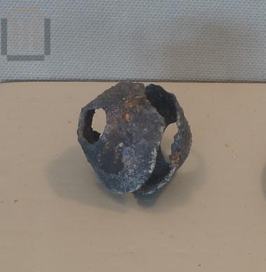 Bronze necklace bead