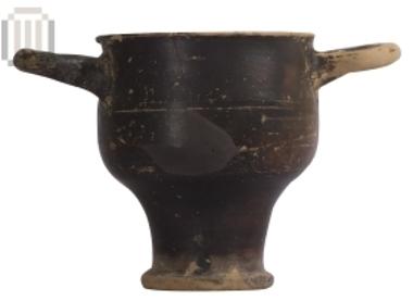 Πήλινος μελαμβαφής σκύφος