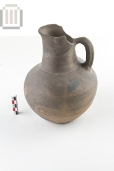 Τροχήλατη οπισθότμητη πρόχους