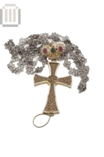 Εγκόλπιο σε σχήμα σταυρού