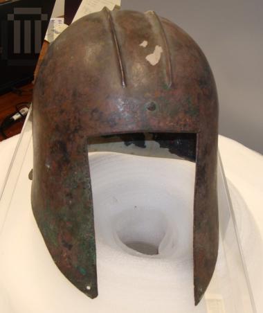 Χάλκινο κράνος ιλλυρικού τύπου