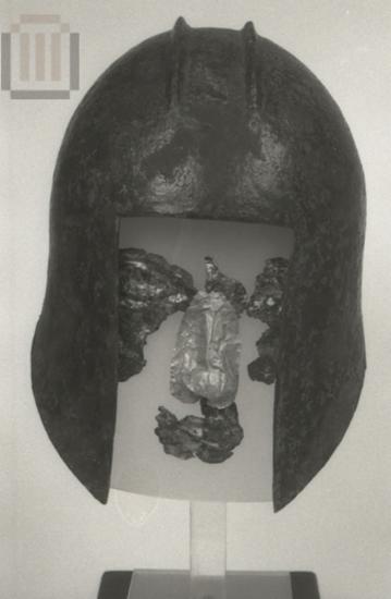 Bronze Illyrian helmet