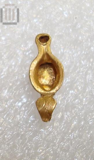Gold lamp shaped pendant