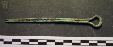 Bronze double fibula