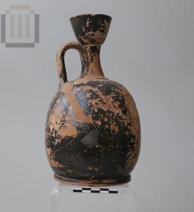 Αττική ερυθρόμορφη αρυβαλλοειδής λήκυθος