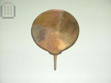 Bronze mirror with vertical handle