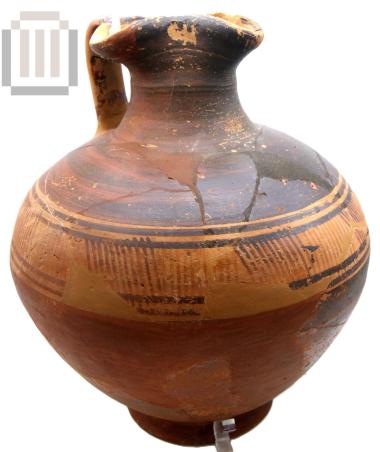 Τριφυλλόστομη οινοχόη