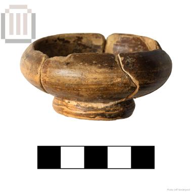 Clay black-glazed small hellenistic bowl from Gitana