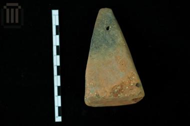 Πήλινη πυραμιδόσχημη αγνύθα