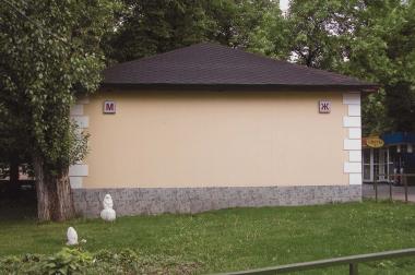 Public toilets on Gogol Boulevard