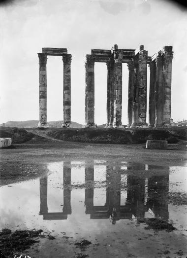 Grèce - Athènes - l’ Olympiéion, après la pluie, V 19, cliché offert par monsieur Ch. Rolland (Ελλάδα - Αθήνα - το Ολυμπιείο, μετά τη βροχή, Μάιος 1919, προσφορά του κυρίου Ch. Rolland)