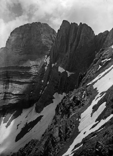 Olympe, vue du Skolion, 20 VII 19 (Όλυμπος, όψη της κορυφής Σκολιό, 20 Ιουλίου 1919)