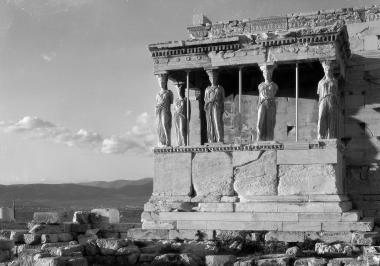 Grèce - Athènes - Acropole, L’Érechthéion cariatides 28 X 30 (Ελλάδα - Αθήνα - Ακρόπολη, το Ερέχθειο, καρυάτιδες 28 Οκτωβρίου 1930)