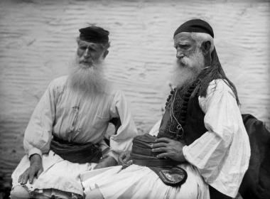 Γέροντες στην Τρίπολη, 1928