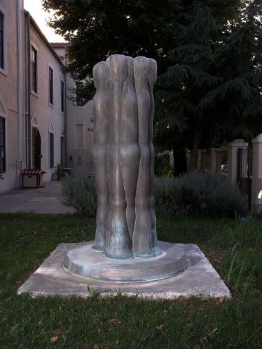 Ομάδα τεσσάρων μορφών