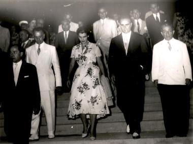 «Μήδεια» 1956, μέλη της κυβέρνησης και επίσημοι στο κοινό της παράστασης