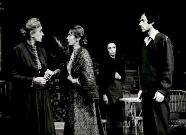 «Σκοτεινιά στον Έπαχτο» 1979, στιγμιότυπο από τις πρόβες