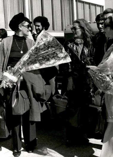 Περιοδεία του Εθνικού Θεάτρου στην Ιαπωνία 1974, άφιξη του θιάσου στην Αθήνα