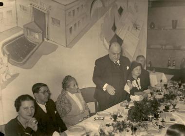 Γεύμα των μελών του Εθνικού Θεάτρου στο ξενοδοχείο King George