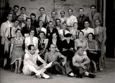 Α' Άρμα Θέσπιδος, αναμνηστική φωτογραφία του θιάσου