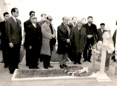 Περιοδεία του Εθνικού Θεάτρου στην Κύπρο, επίσκεψη στα Φυλακισμένα Μνήματα