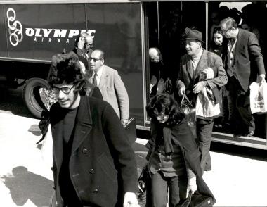 Περιοδεία του Εθνικού Θεάτρου στην Ιαπωνία 1974, άφιξη του θιάσου στην Αθήνα