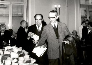 Κοπή πρωτοχρονιάτικης πίτας στο Εθνικό Θέατρο