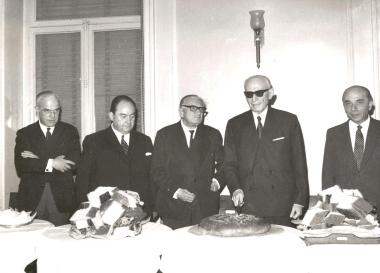 Κοπή πρωτοχρονιάτικης πίτας στο Εθνικό Θέατρο