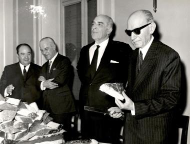 Κοπή πρωτοχρονιάτικης πίτας στο Εθνικό Θέατρο