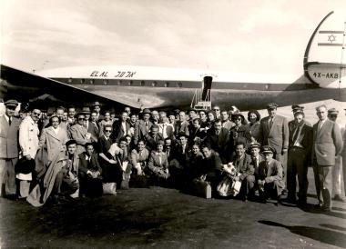 Περιοδεία στη Νέα Υόρκη, αναχώρηση του θιάσου