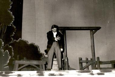 «Σκοτεινιά στον Έπαχτο», στιγμιότυπο από την παράσταση