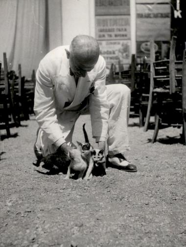 Ο Μιλτιάδης Λιδωρίκης στο θέατρο Ηλύσια