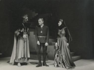Photo from the play 