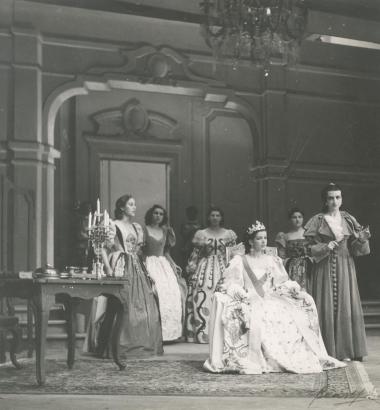 Photo from the play 