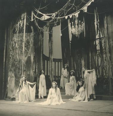 Photo from the play 