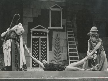 Photo from the play 