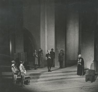 Photo from the play 