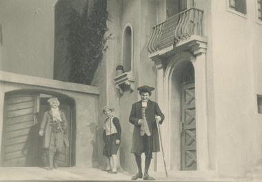 Photo from the play 