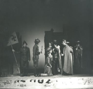 Photo from the play 