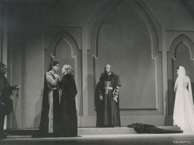 Photo from the play 