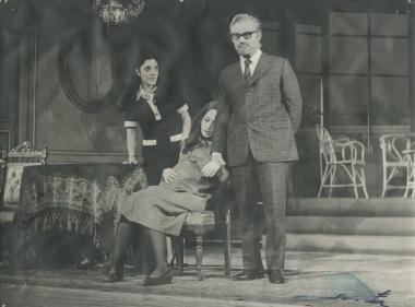 Photo from the play 